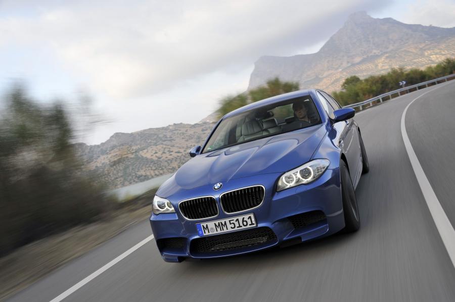  BMW M5 2011 года  (фото 138 из 344)